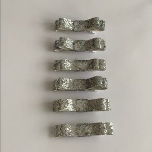6 silver glitter bow hair clip
